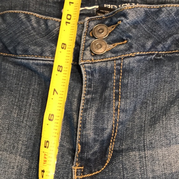 Lane Bryant Distressed Crop Capri Jean - Picture 9 of 11